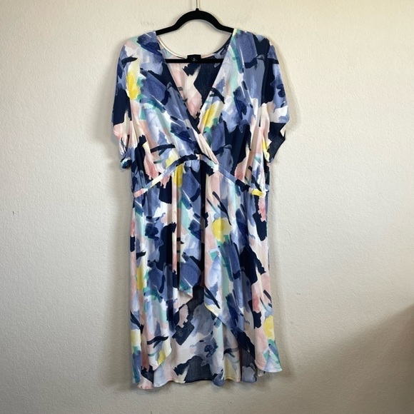 Torrid Babydoll Gauze Surplice Tunic Top Colorful Boho Stretchy Shirt Size 3XL - Picture 2 of 10